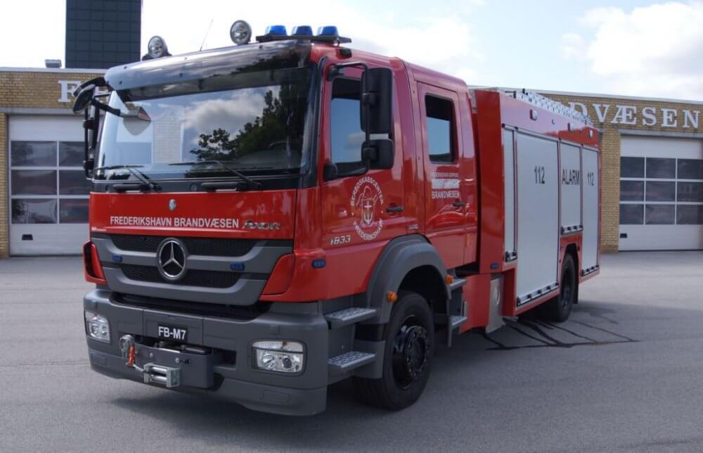 b8bf50b728f6939a83b34828f57ea6f7